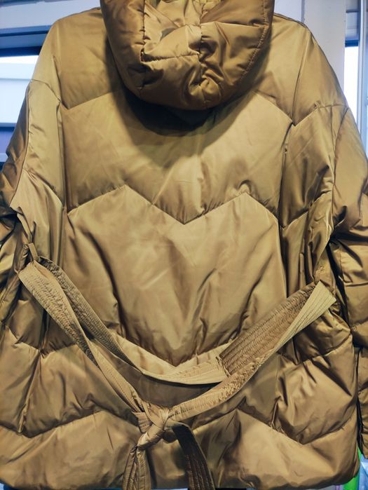 Пуховик з наповнювачем качиного пуху, розмір L-XL,