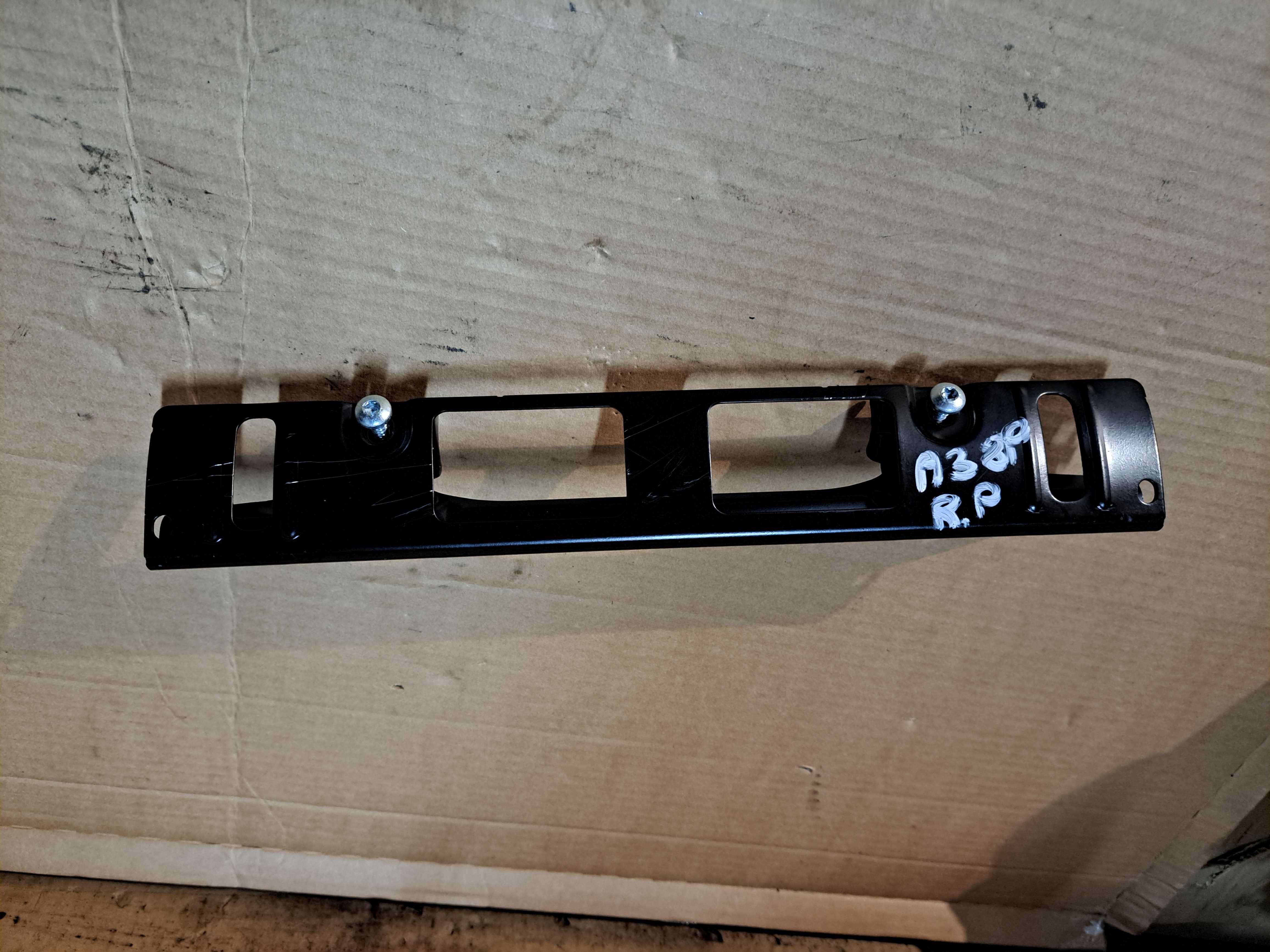 Isofix uchwyt fotelika przód Audi A3 8P 3D