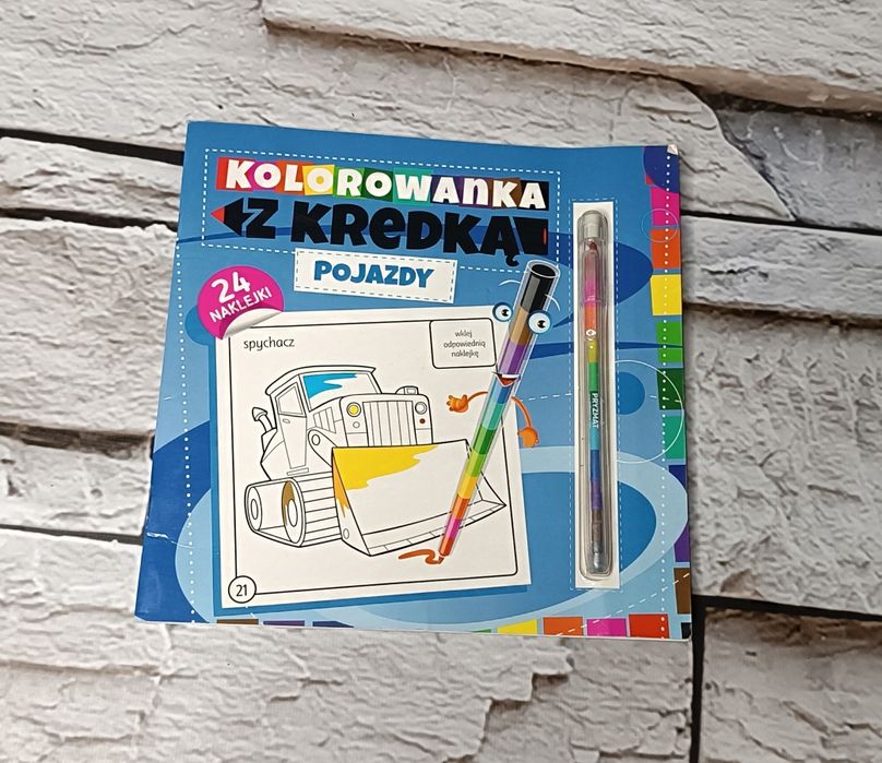 Kolorowanka z kredką - Pojazdy -