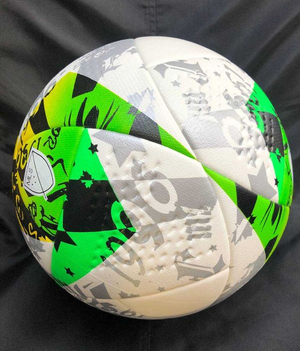Футбольный мяч MSL Pro трюковый для асфальта