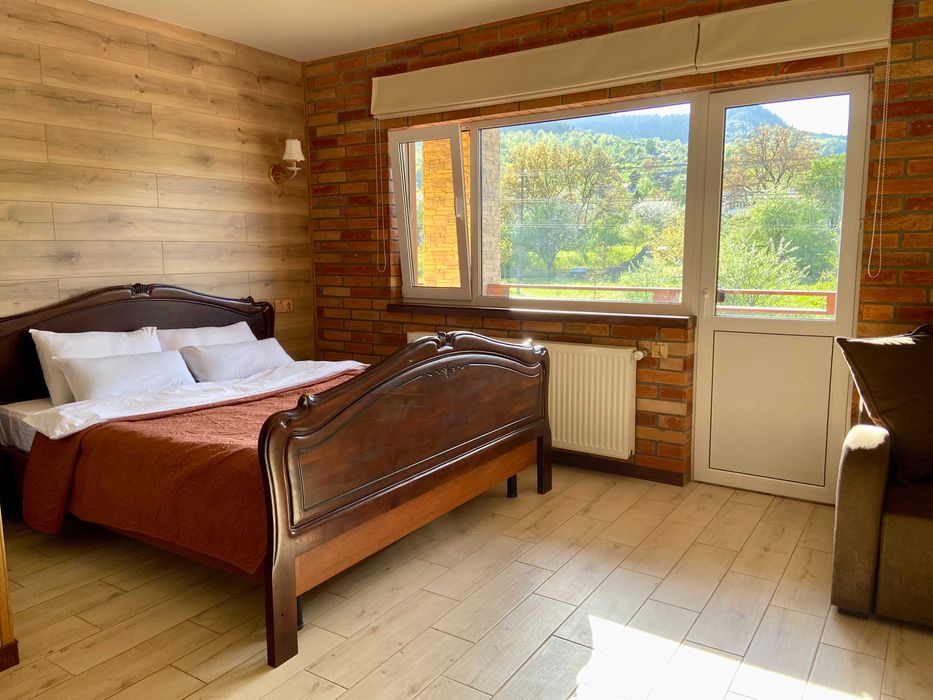 Готель Довбуш в Яремче, сніданок включено