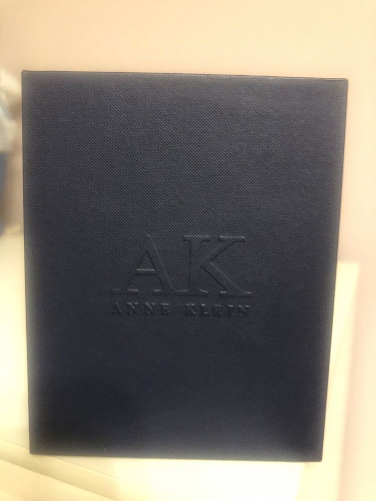 Часы женские Anne Klein США