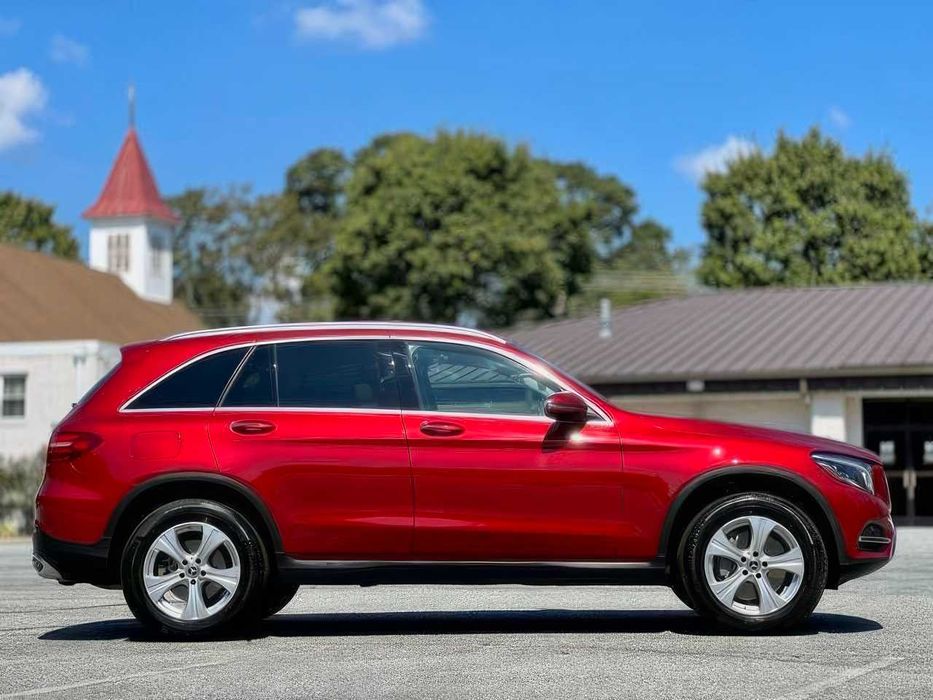 Mercedes-Benz C-Class      2018