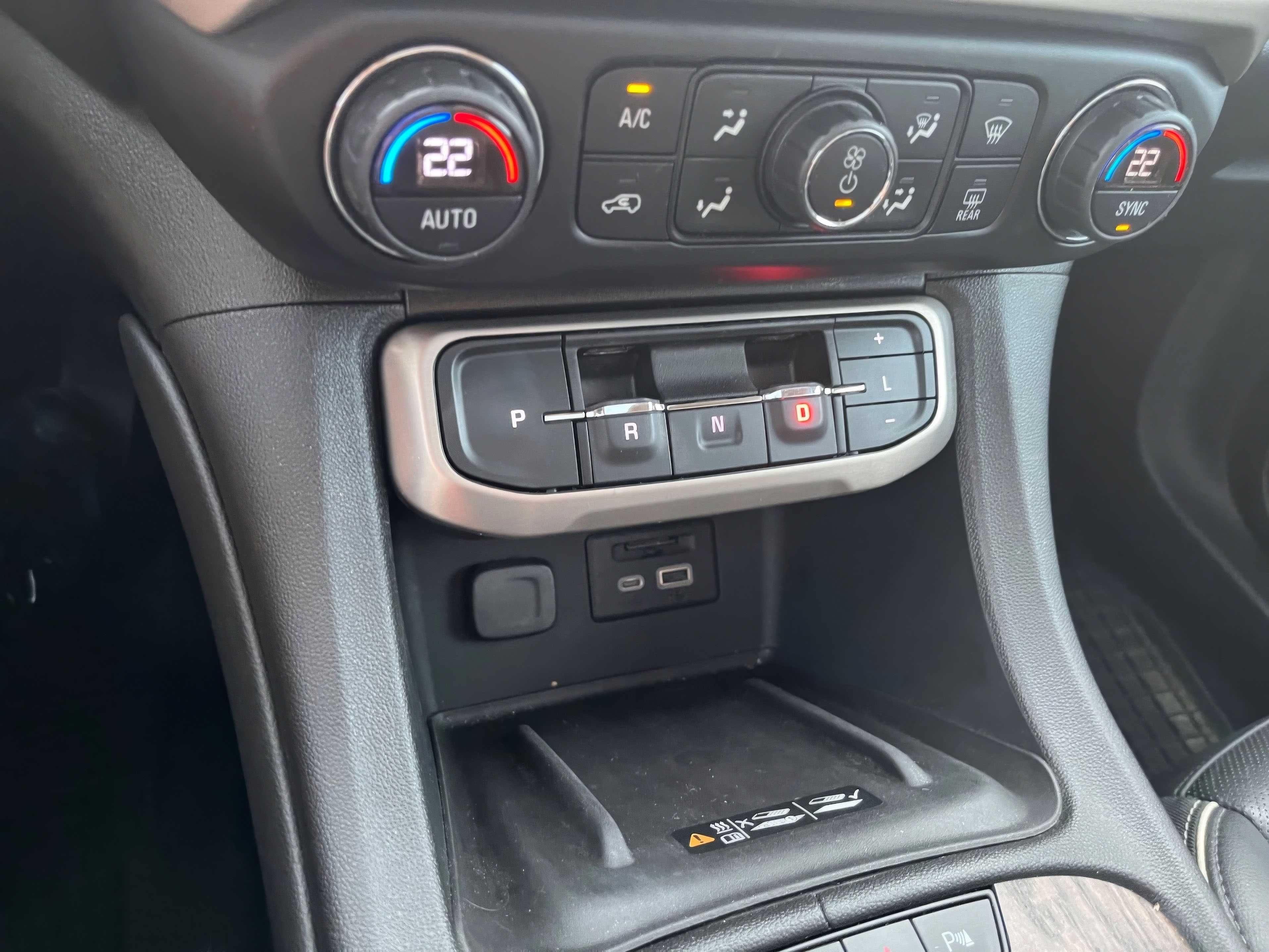 2021   GMC     Acadia