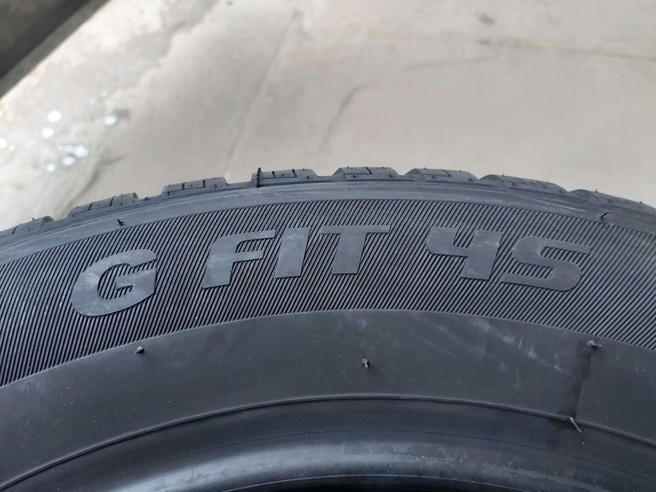 185/60R15 Laufenn model G FIT 4S cztery nowe opony całoroczne