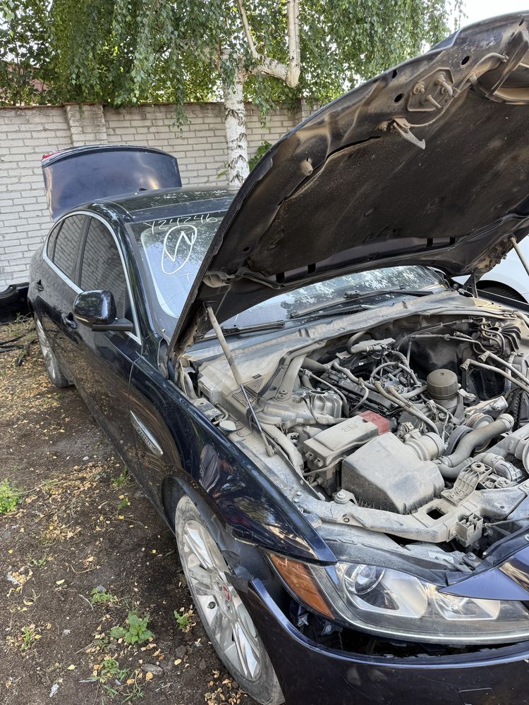 Jaguar XF 2016r USA na części