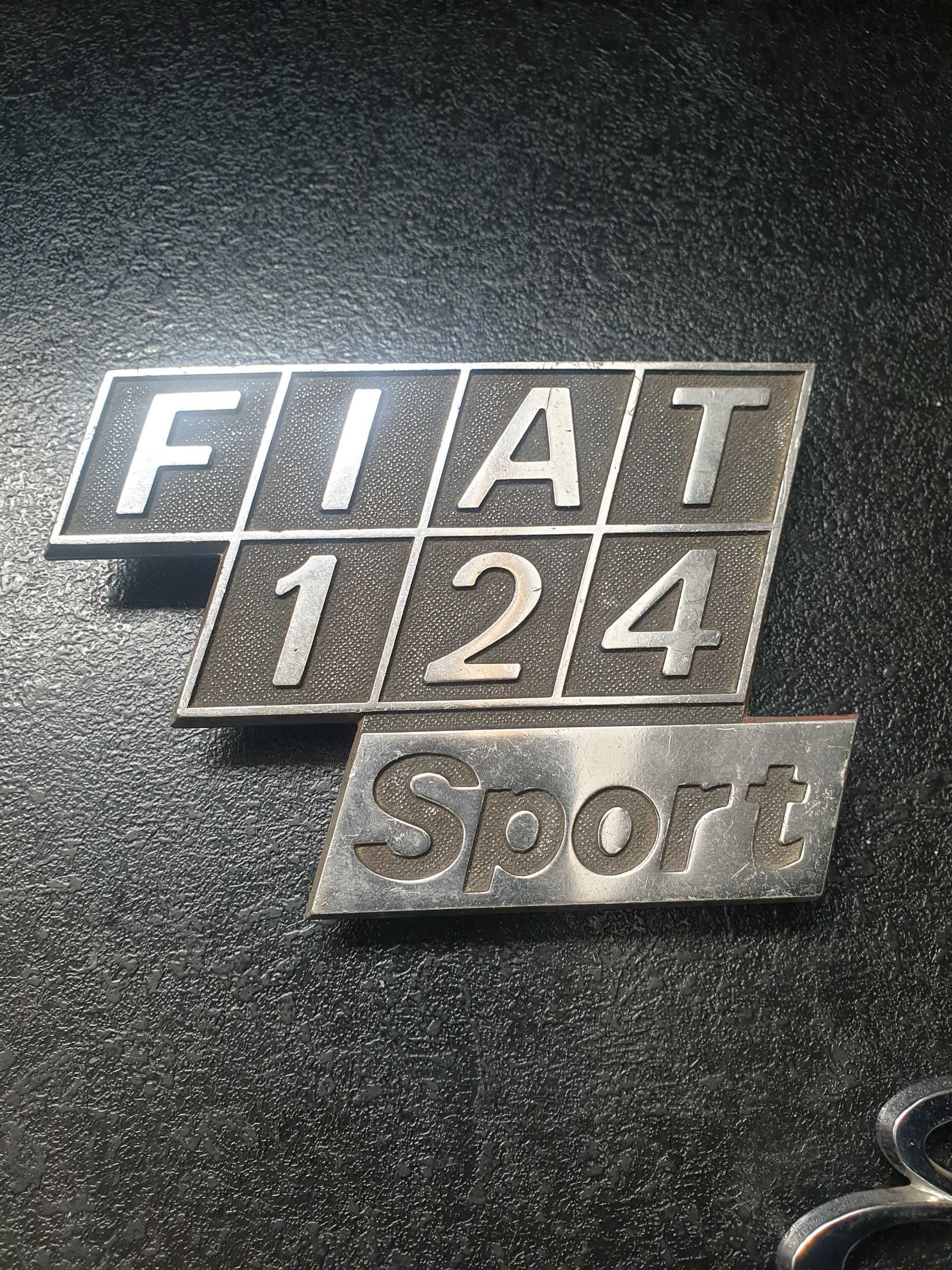 Znaczek Fiat 124 Sport Emblemat