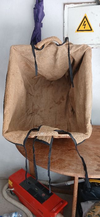 Cesto de lenha para venda