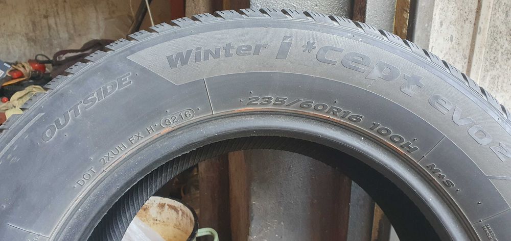 Opony Zimowe Hankook 235/60/16