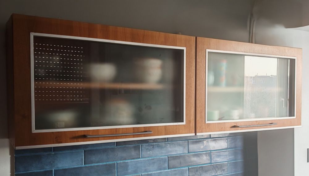 Zestaw szafek kuchennych wiszących i stojących