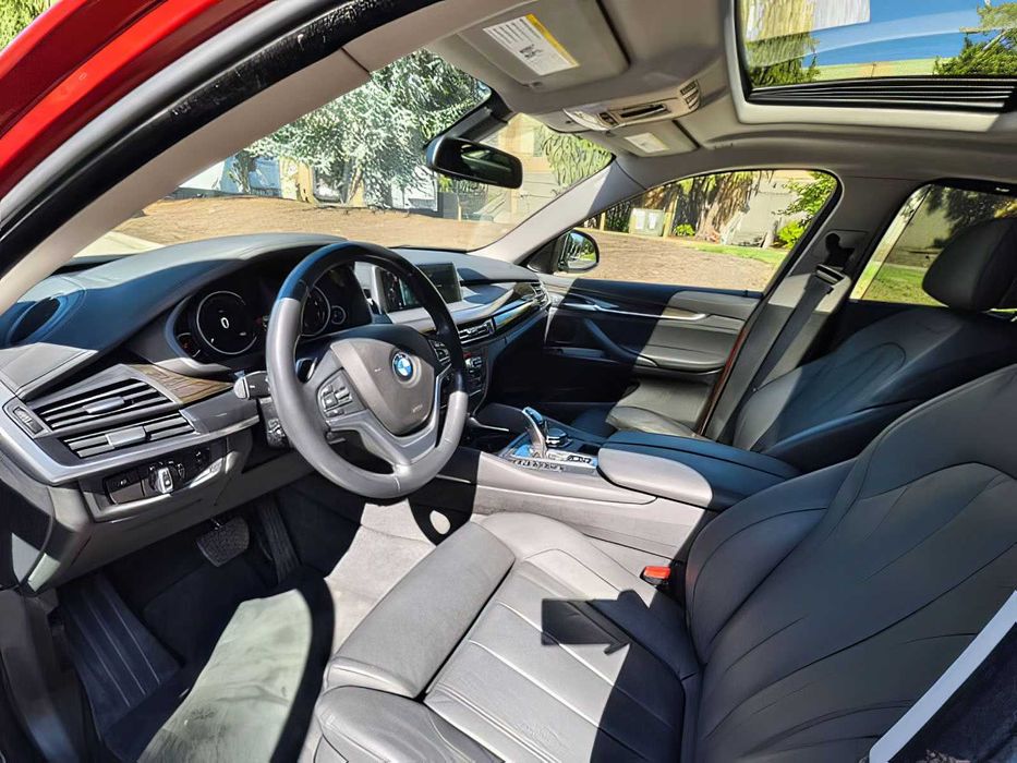 BMW X6      2016