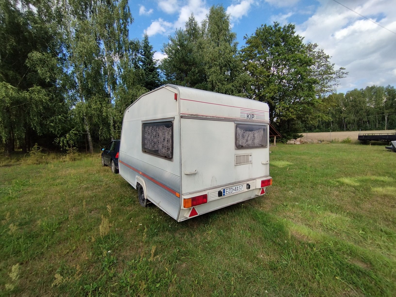 Przyczepa kempingowa lekka holenderska KIP DMC 750 lodówka ogrzewanie