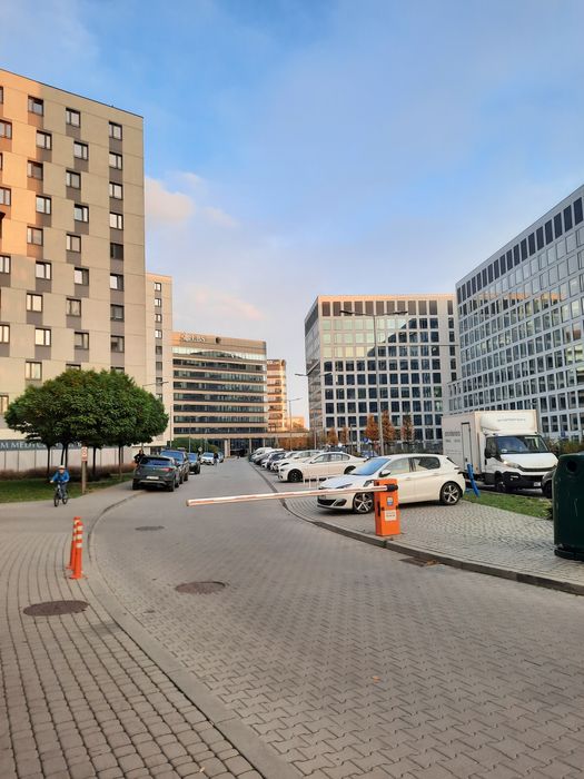 Parking , miejsce postojowe, garaż, Kraków, Grzegórzki, Fabryczna, Ceg