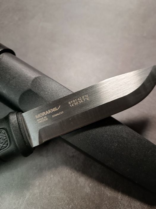 Походный нож Morakniv Garberg черный