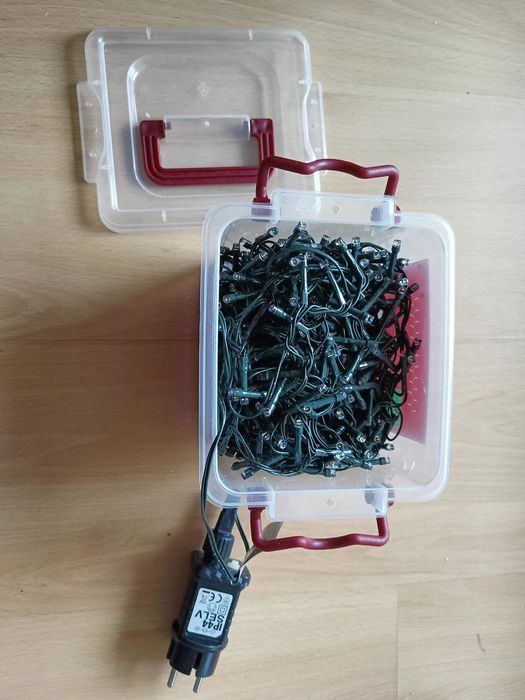 Oświetlenie świąteczne LED -600 lampek