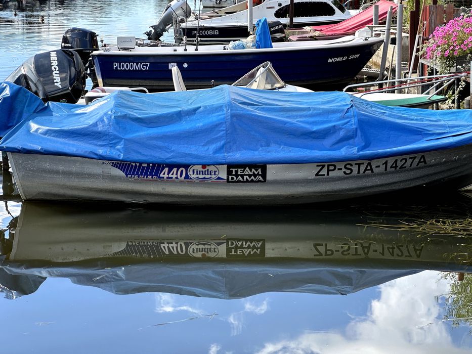 szwedzka lekka łódka aluminiowa 440 z silnikiem suzuki 6 km