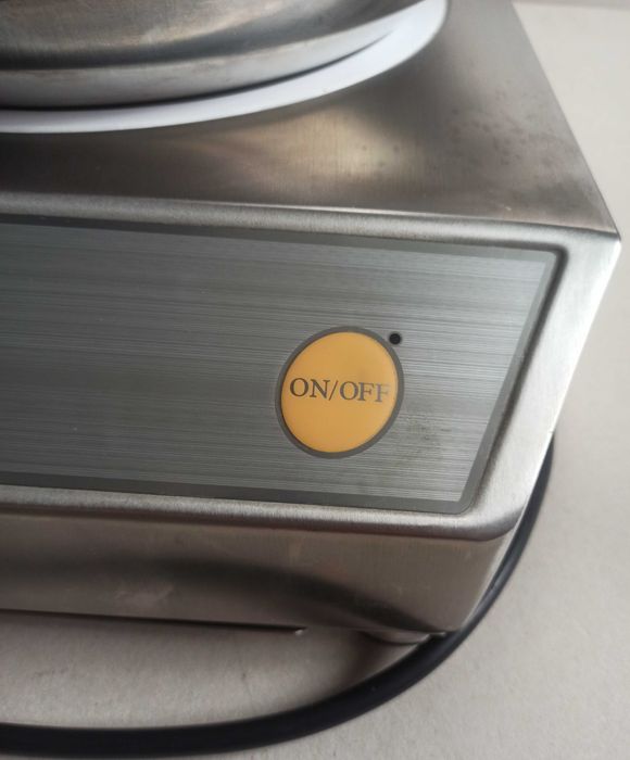 Kuchenka indukcyjna Hendi 3100W + patelnia