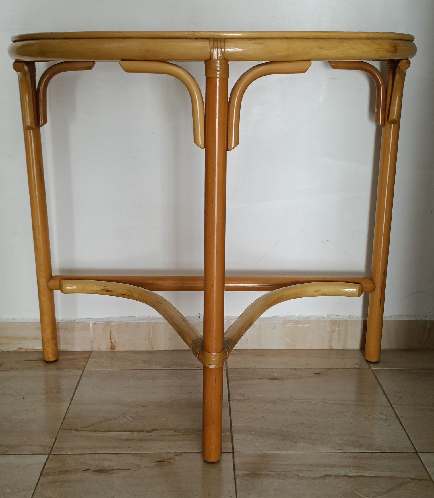 Mesa de entrada em bambú