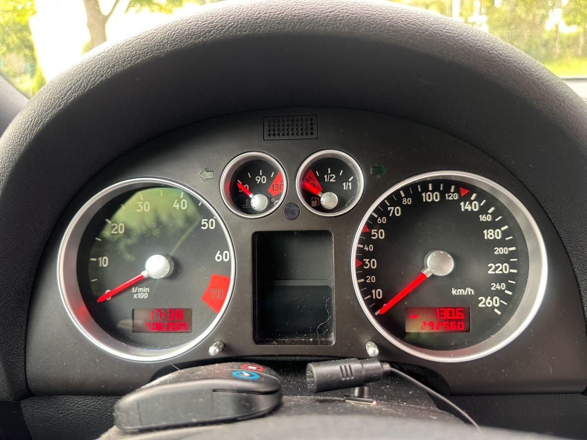 Audi TT 1.8 • 1999 • doinwestowane mechanicznie