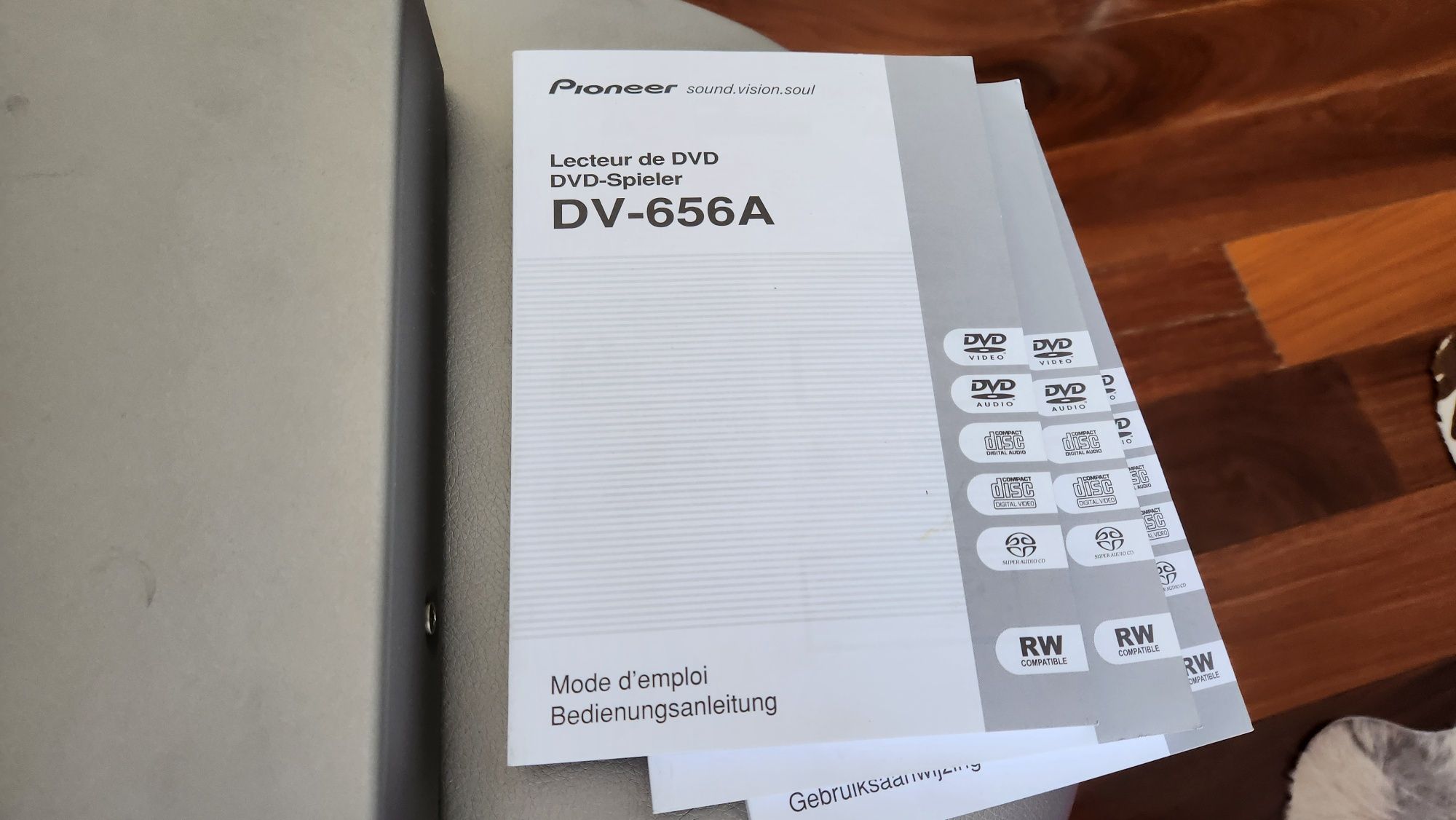Pioneer CD програвач