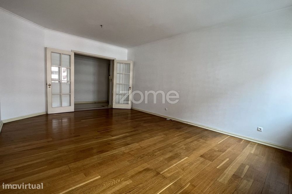 Arrendamento T2 condomínio Green Park