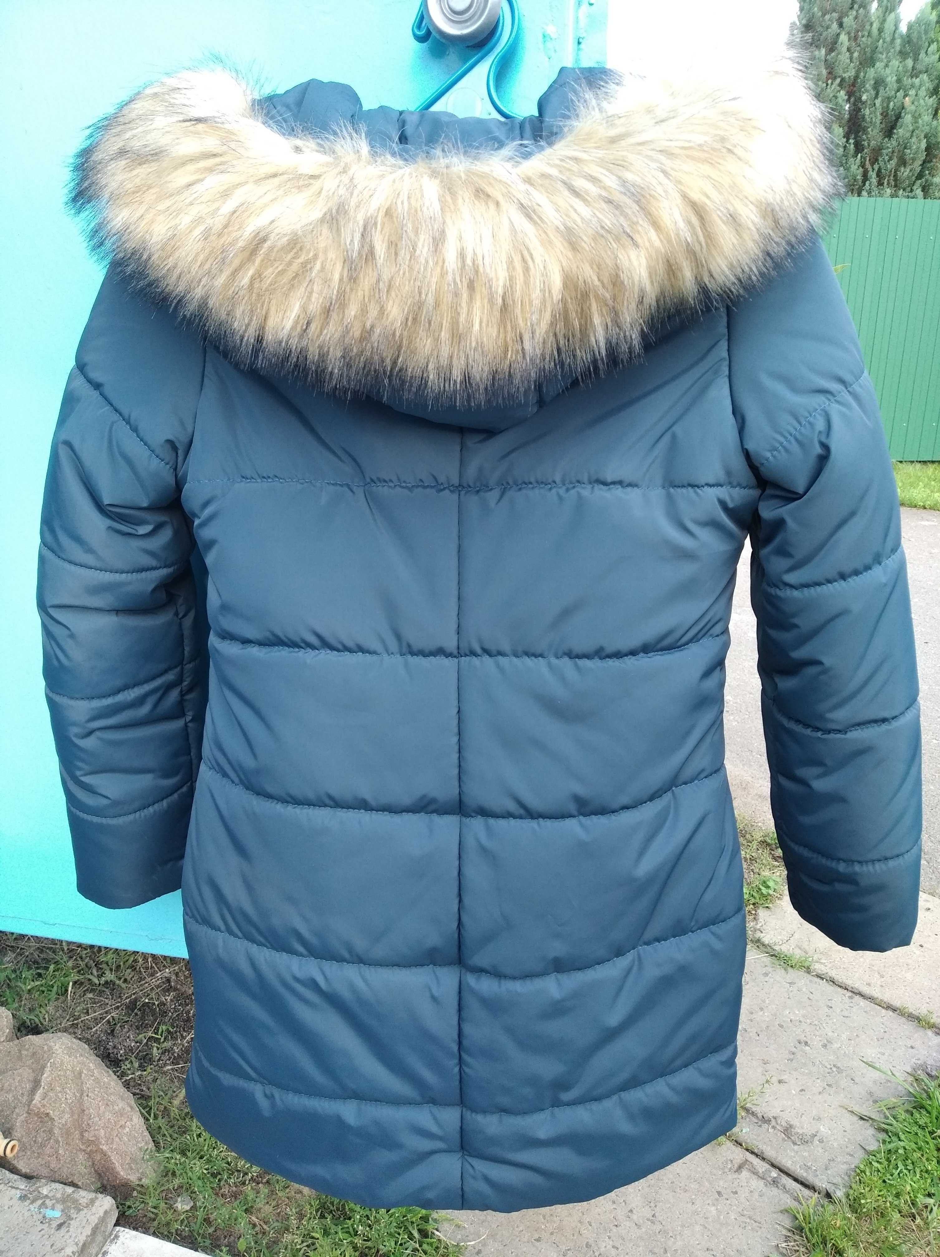 Зимняя куртка, пальто на девочку подростка