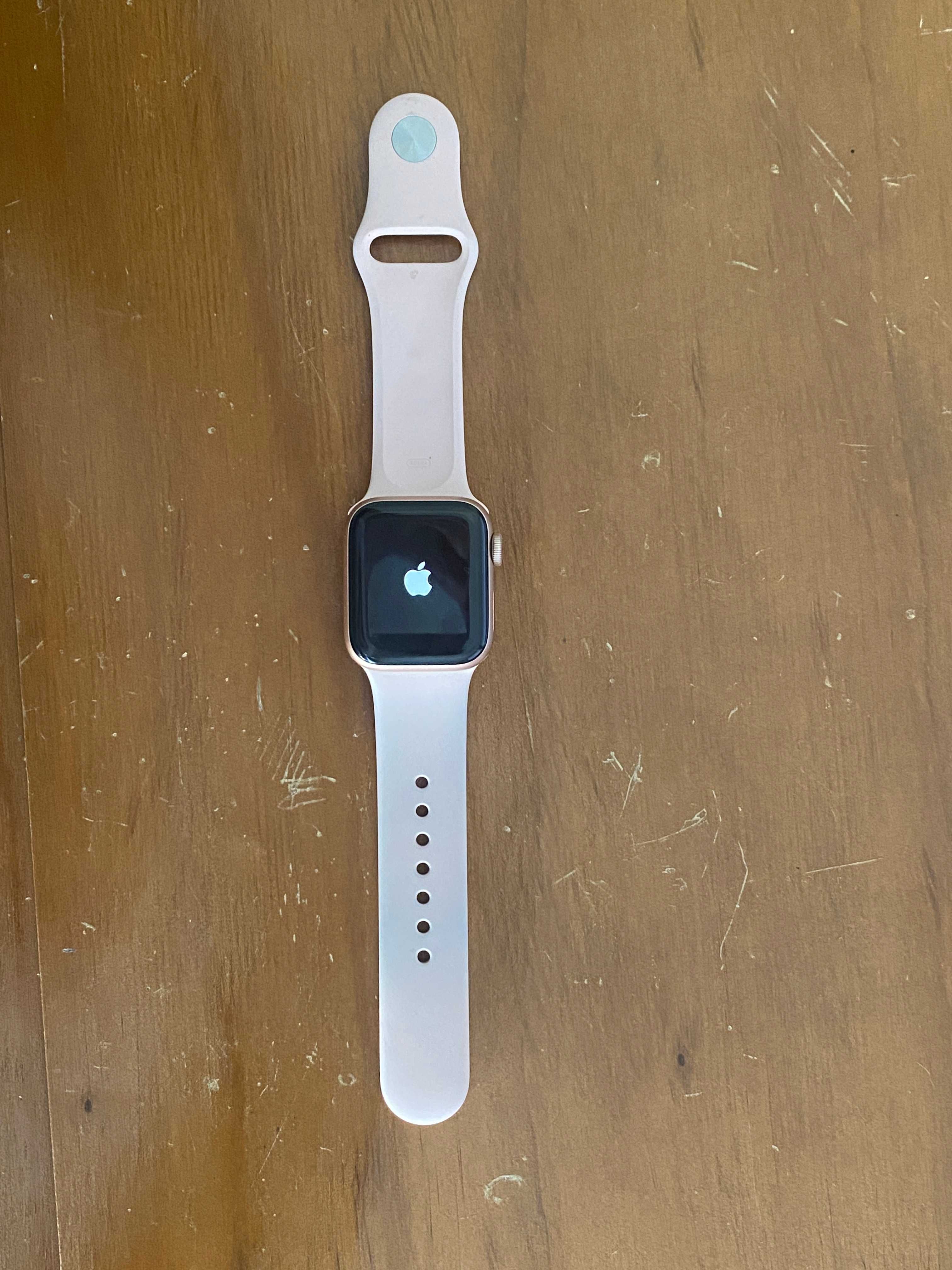 Apple Watch SE 40mm