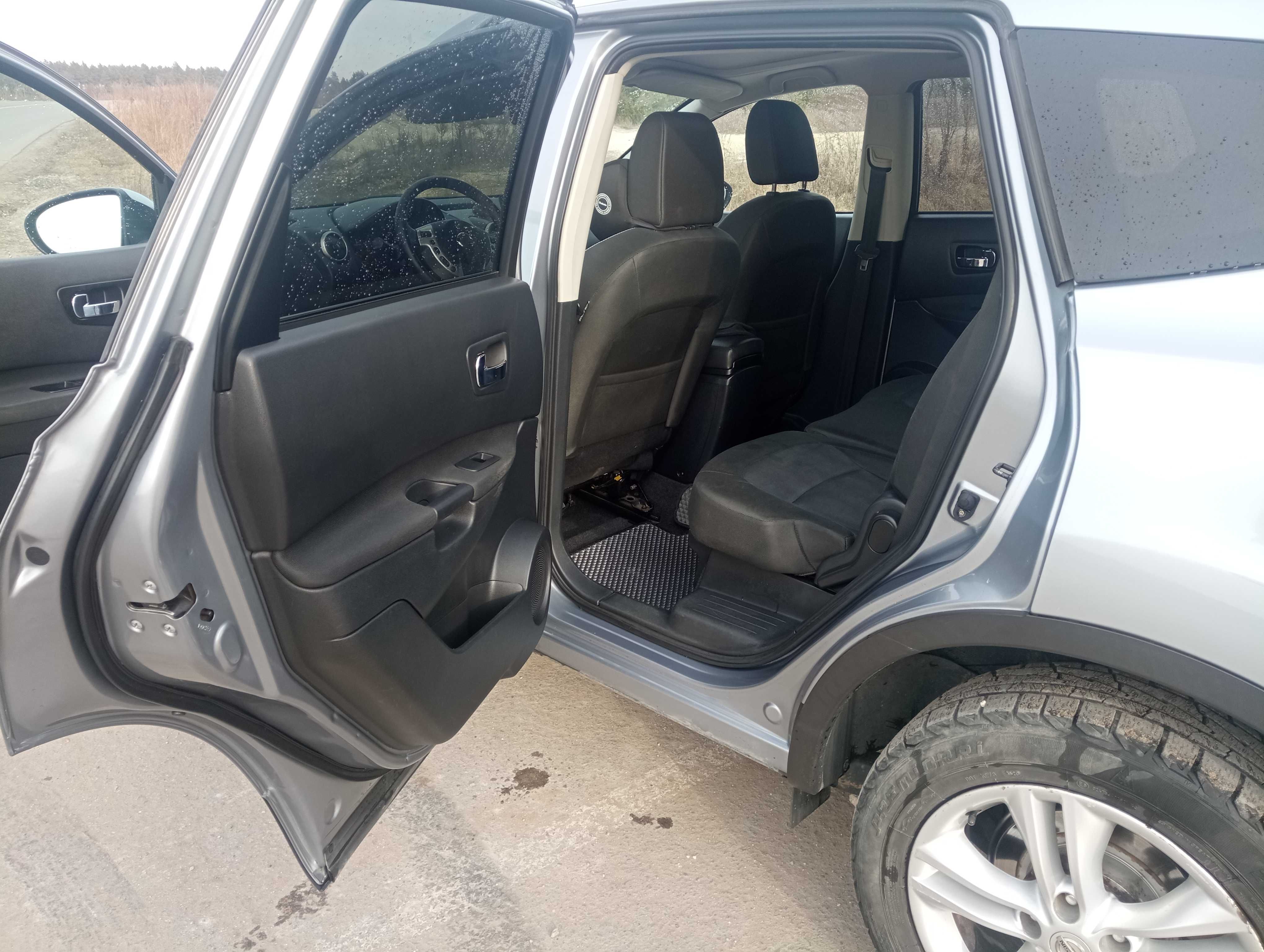 Nissan Qashqai+2
