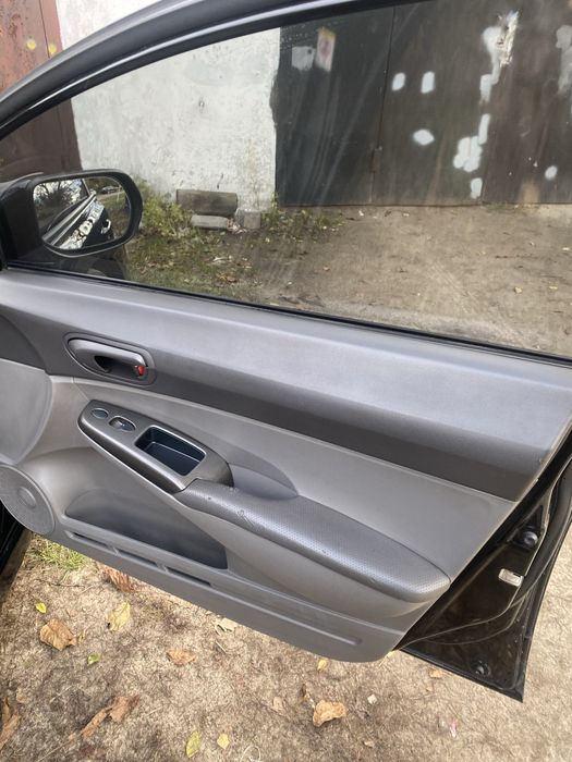 HONDA civik 1.8 автомат