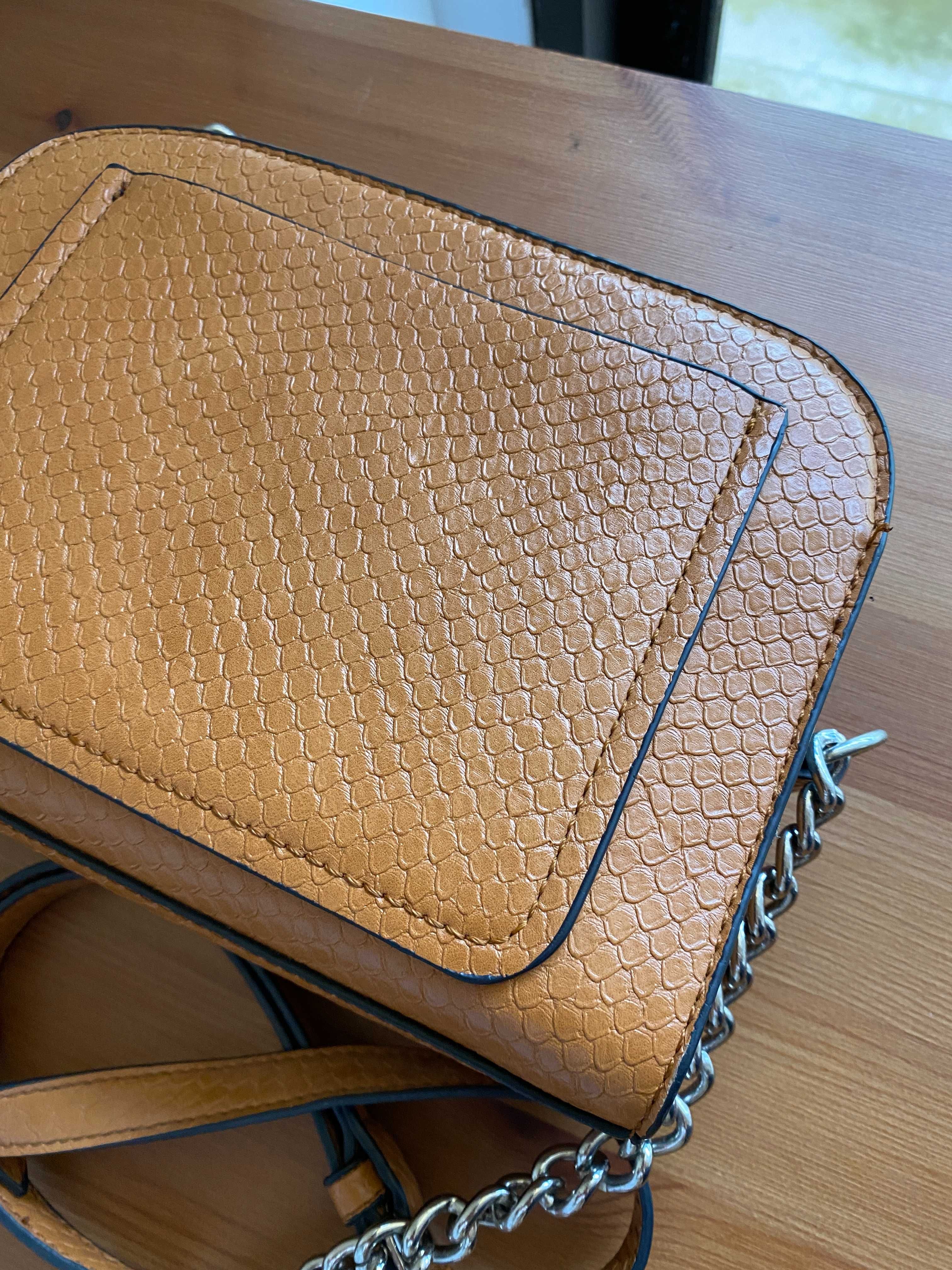 Mala Parfois Camel