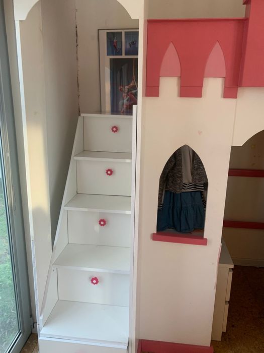 Cama castelo infantil