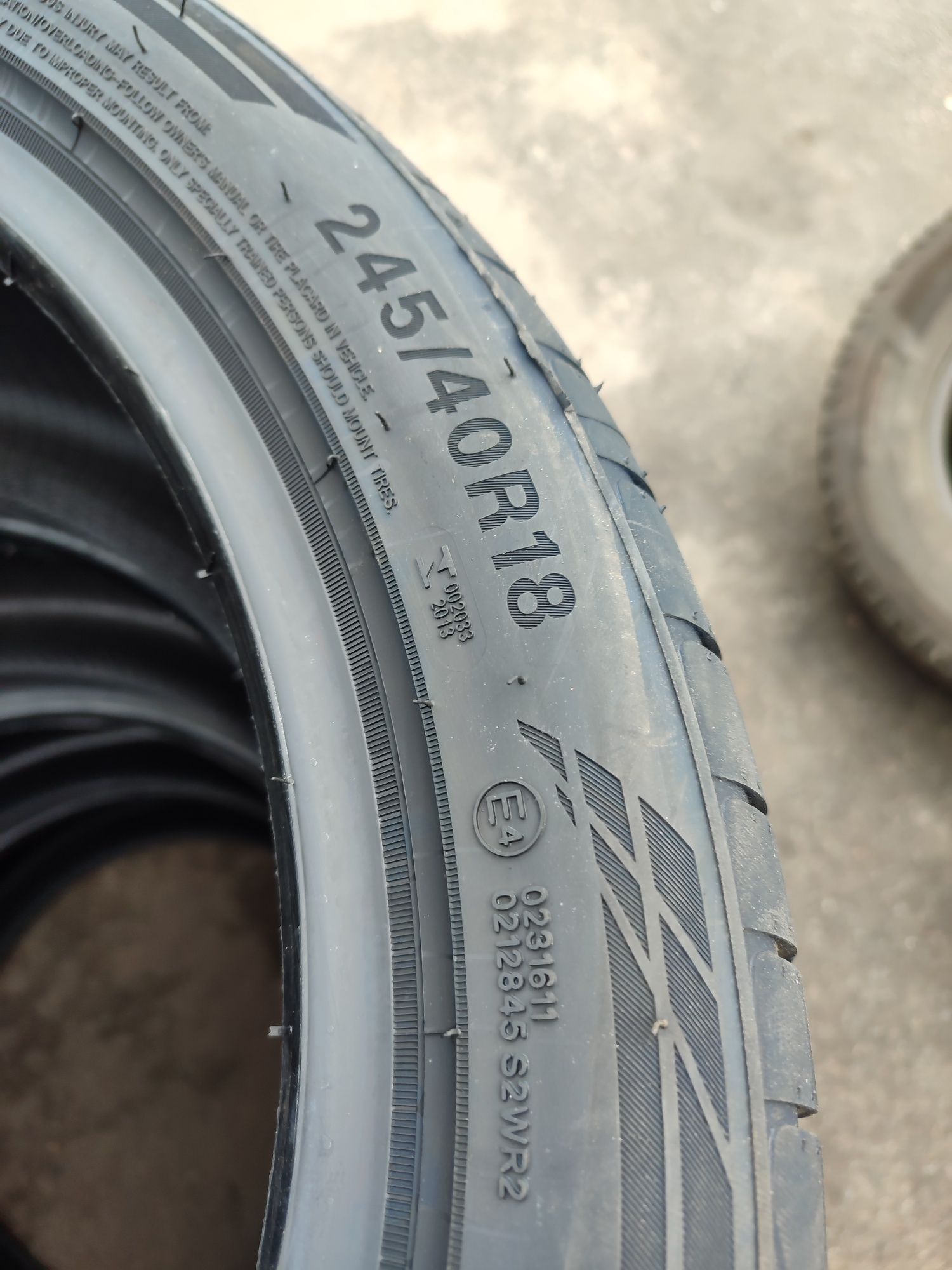 Triangle EffeXSport TH202 245/40 R18 95Y XL