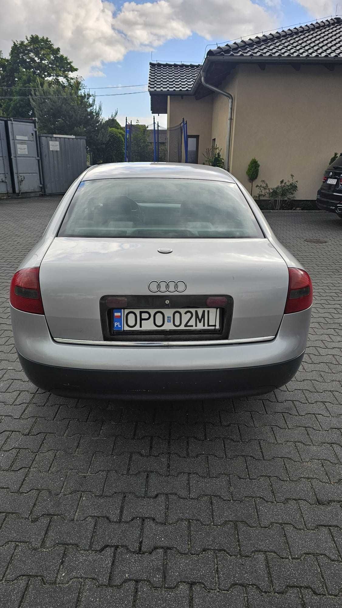 AUDI A6 2.5 TDI sedan