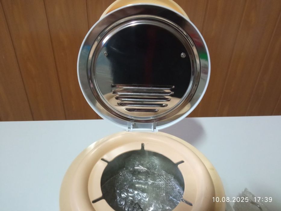 Фритюрница з фондю  ST 1067 від Saturn. Нова