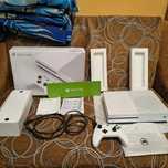 Xbox One S 1TB    ,