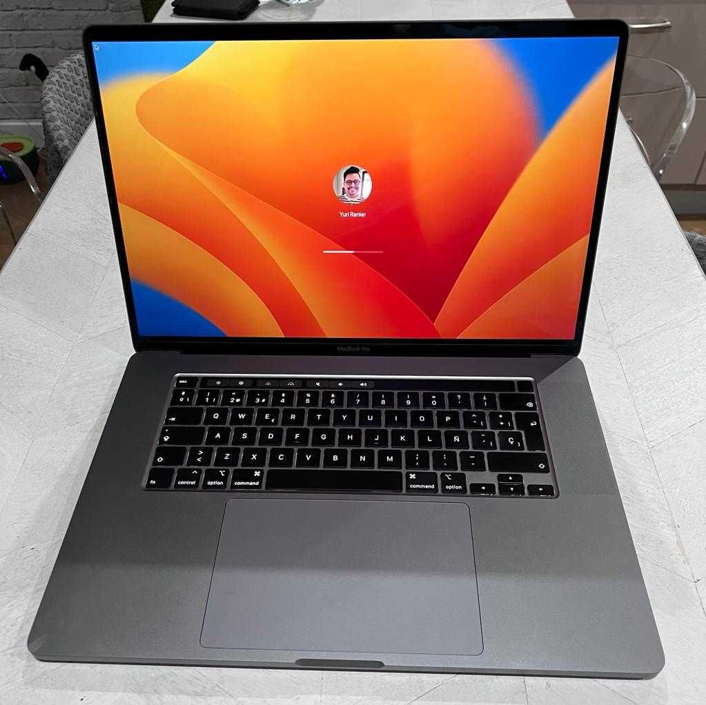 Excecional MacBook Pro 16” 2021