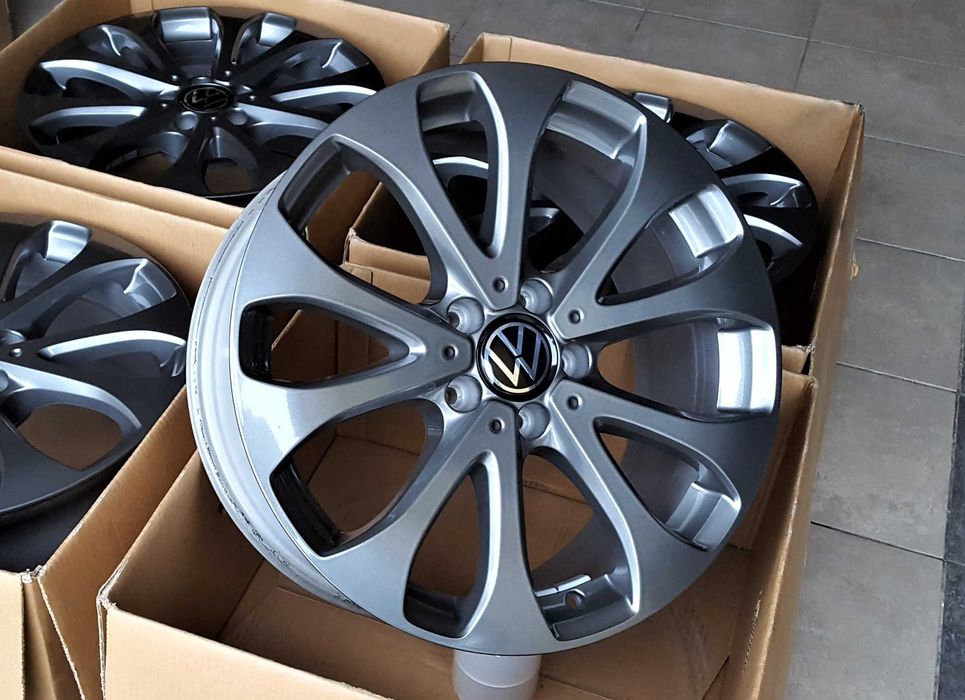 Alufelgi 18 5x112 VW Passat Tiguan Sirocco Arteon Grafitowe ! 245#