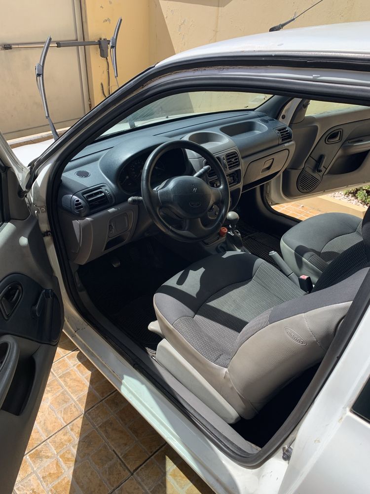 Renault clio 1.9