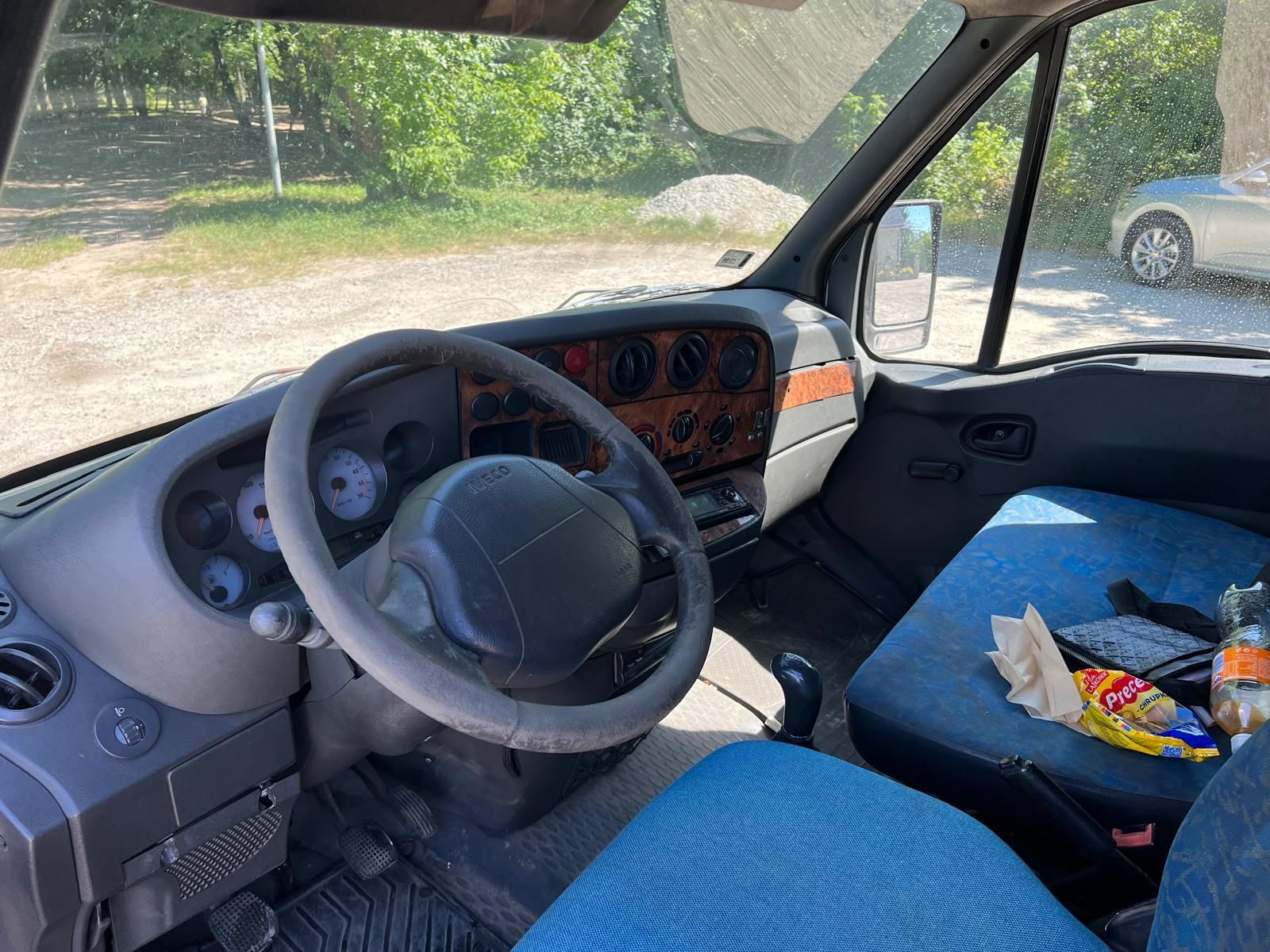 Iveco Daily. Bus. Dostawczak. Iveco 2.8.