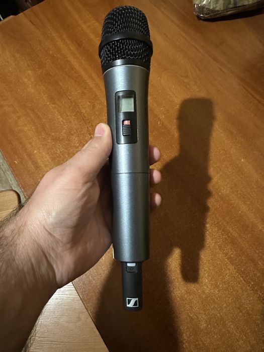 Sennheiser XSW 1-825 Бездротовий мікрофон
