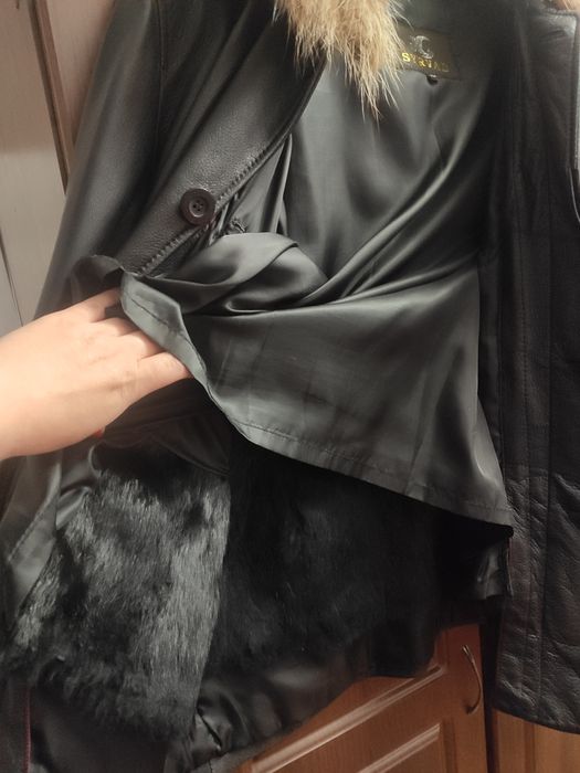 Чоловіча шкіряна, зимова куртка