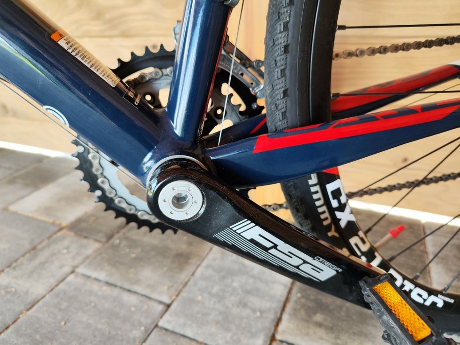 Cannondale Caadx Shimano tiagra super stan