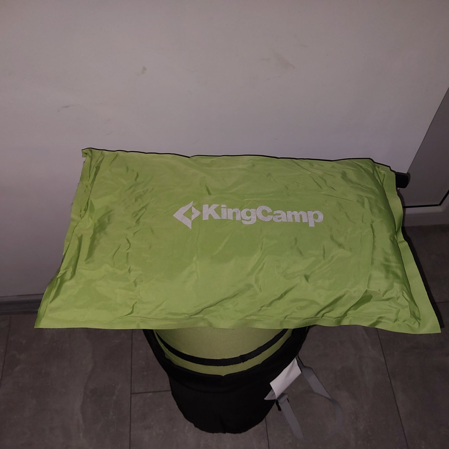 Mata materac samopompujacy king camp plus 2 poduszki