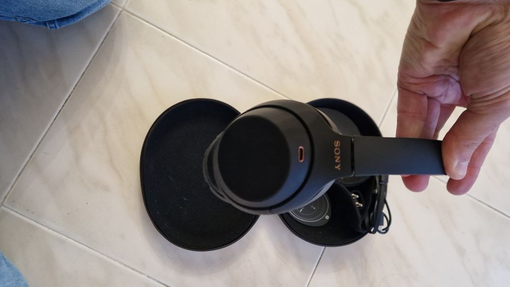 SONY WH 1000XM4 em excelente estado
