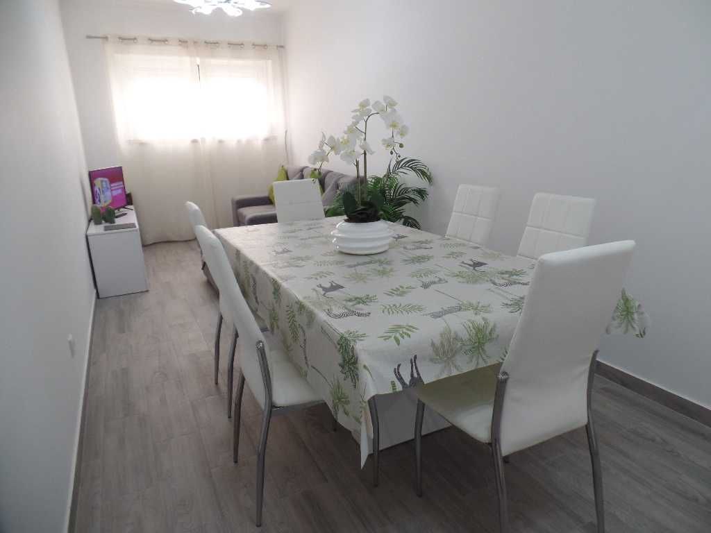 Apartamento T2 - 100m da praia Wi-Fi