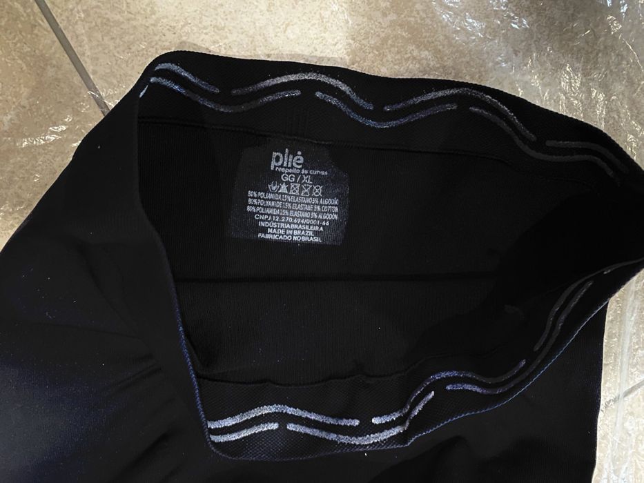 Високі труси з утяжкою корегуючі живіт plie