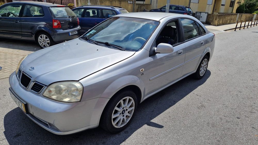 Daewoo Nubira gasolina