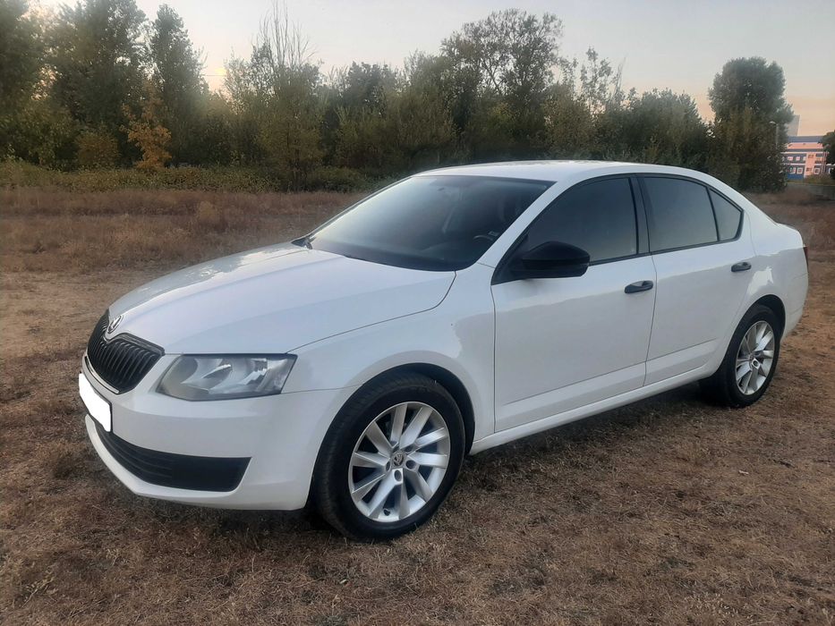 автомобиль Skoda Octavia A7