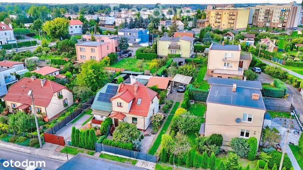 Dom z ogrodem jak na wsi –  blisko centrum