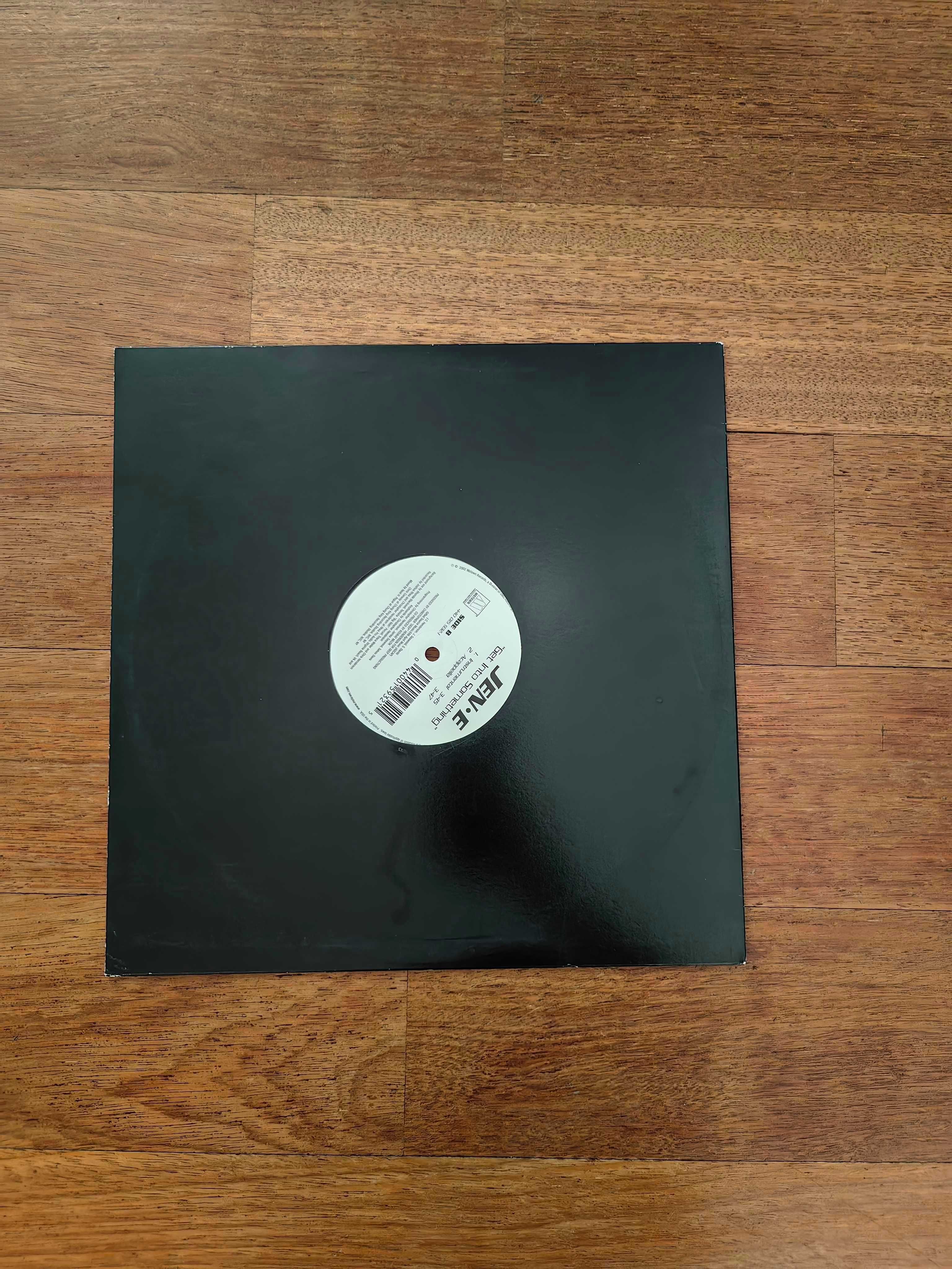 Jen-E – Get Into Something